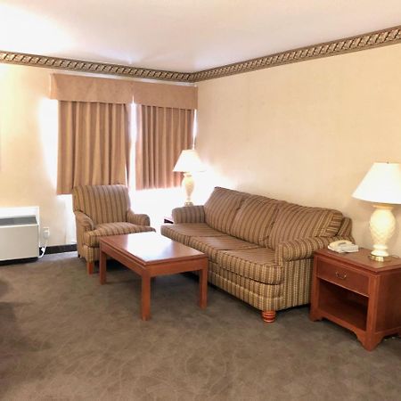 Comfort Inn Meadowvale Mississauga Exterior foto
