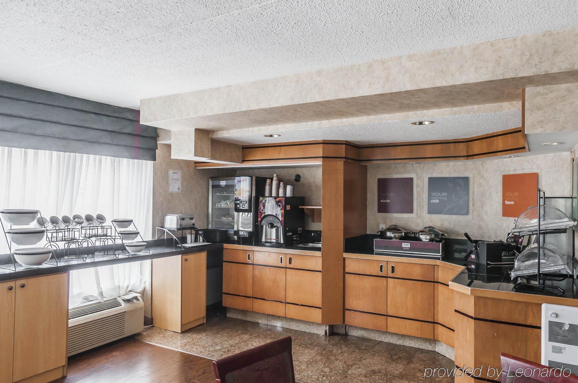 Comfort Inn Meadowvale Mississauga Exterior foto